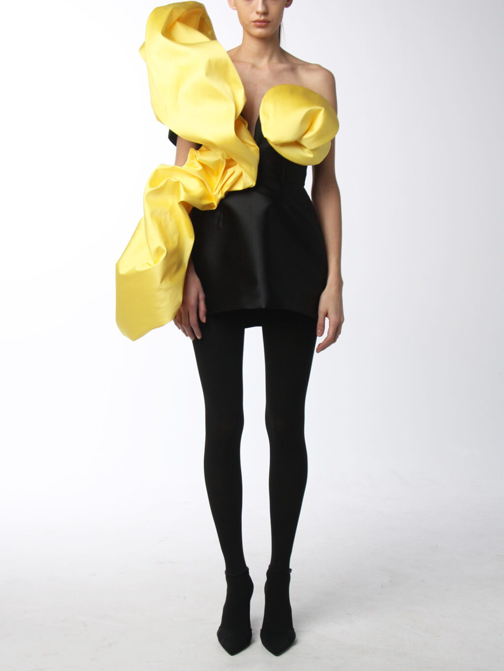 Short Dress With Yellow Details